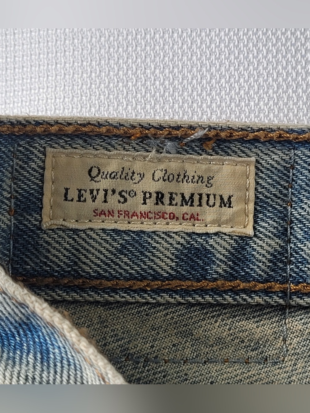 ✅ Levi’s classic 501 90s Light Wash Straight Leg Jeans size 27 - Picture 8 of 12